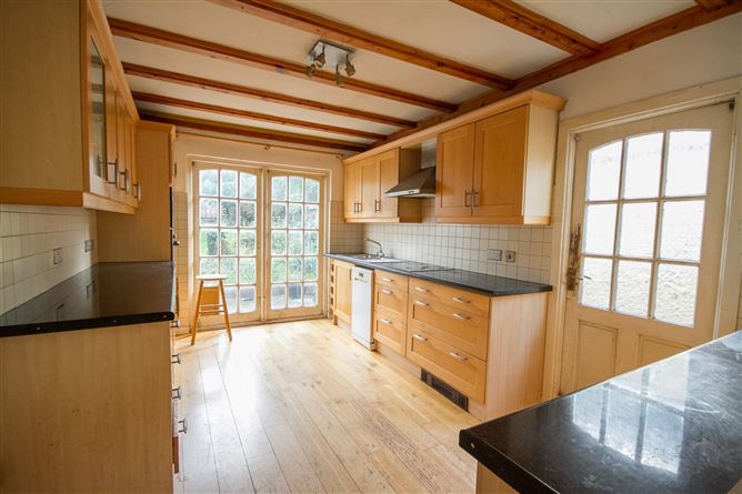 29 Dundela Park, Sandycove, County Dublin