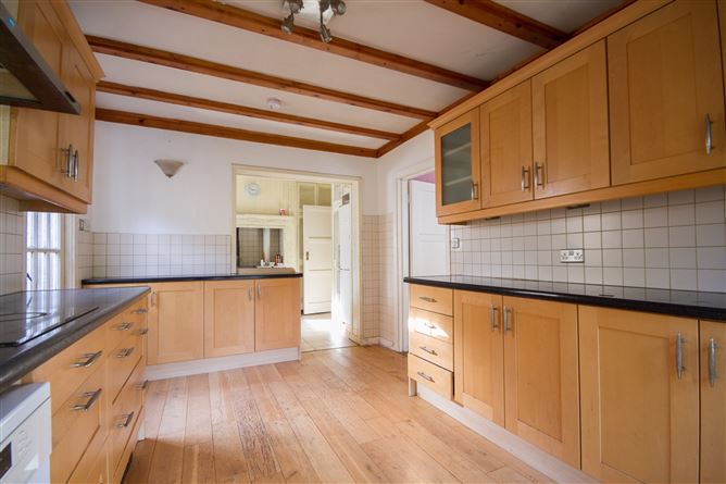 29 Dundela Park, Sandycove, County Dublin