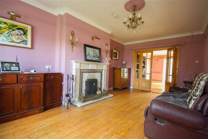 29 Dundela Park, Sandycove, County Dublin
