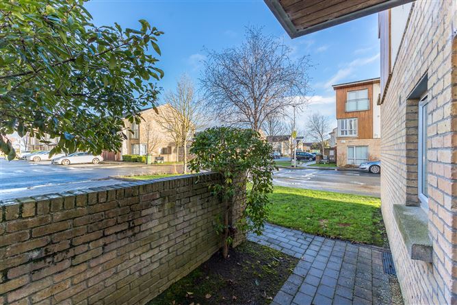 1 Waterside Grove, Malahide,   County Dublin