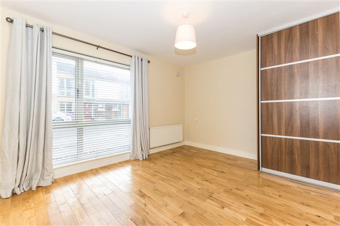 1 Waterside Grove, Malahide,   County Dublin