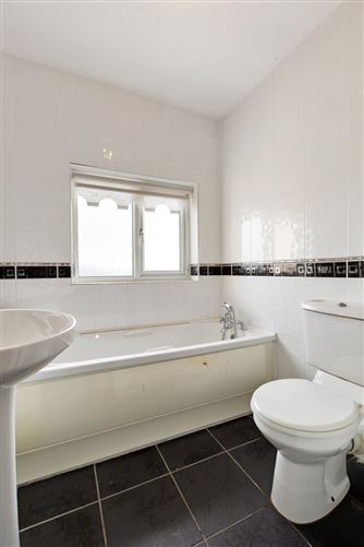 9 The Drive, Meadowvale, Arklow, Co. Wicklow