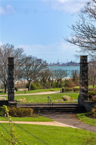 4 Phoenix Terrace, Rock Road, Blackrock, Co. Dublin
