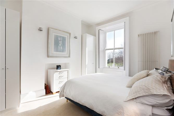 4 Phoenix Terrace, Rock Road, Blackrock, Co. Dublin