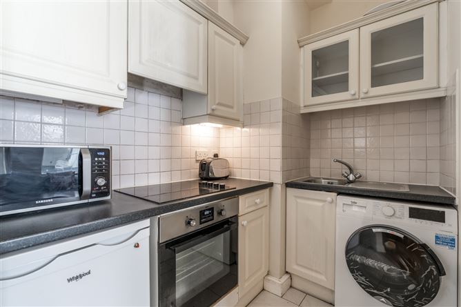 Apt. 9, Wicklow Court, 38-40, South Great George's Street, Dublin 2