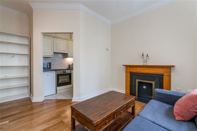 Apt. 9, Wicklow Court, 38-40, South Great George's Street, Dublin 2