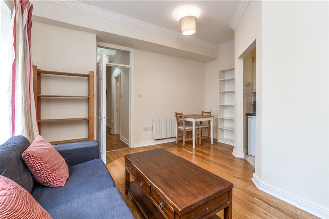 Apt. 9, Wicklow Court, 38-40, South Great George's Street, Dublin 2