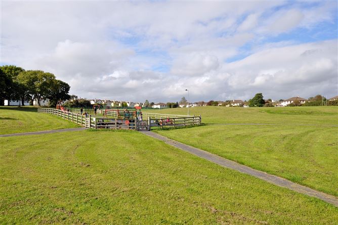 86 Knocknacarra Park, Knocknacarra, Galway