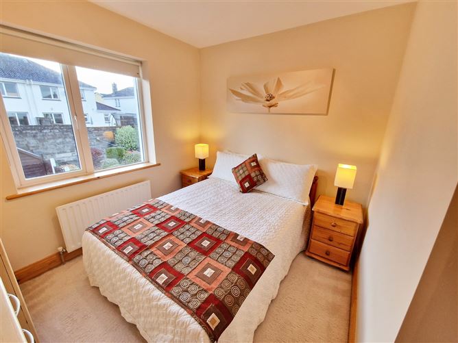 34 The Hawthorns, Limerick Road, Ennis, Co. Clare
