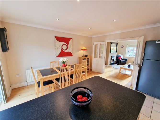 34 The Hawthorns, Limerick Road, Ennis, Co. Clare