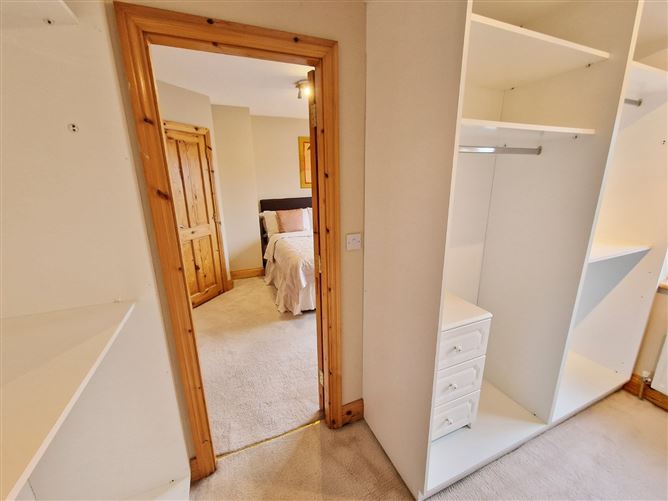 34 The Hawthorns, Limerick Road, Ennis, Co. Clare