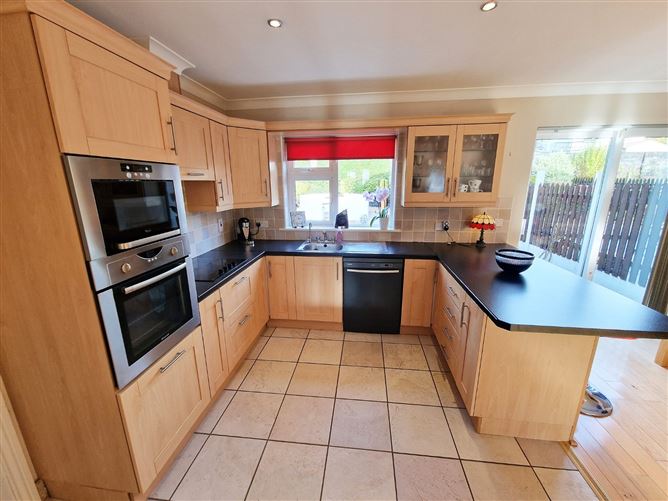 34 The Hawthorns, Limerick Road, Ennis, Co. Clare