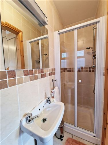 34 The Hawthorns, Limerick Road, Ennis, Co. Clare