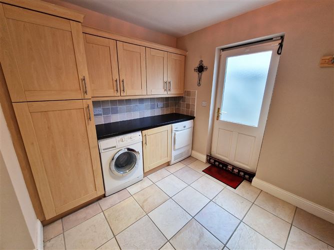 34 The Hawthorns, Limerick Road, Ennis, Co. Clare