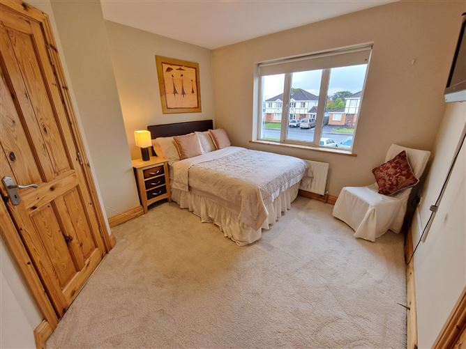 34 The Hawthorns, Limerick Road, Ennis, Co. Clare