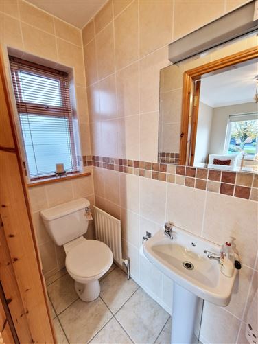 34 The Hawthorns, Limerick Road, Ennis, Co. Clare
