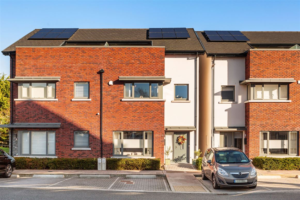 12 Willow Glen, Glenamuck Road, Carrickmines, Dublin 18 Sherry