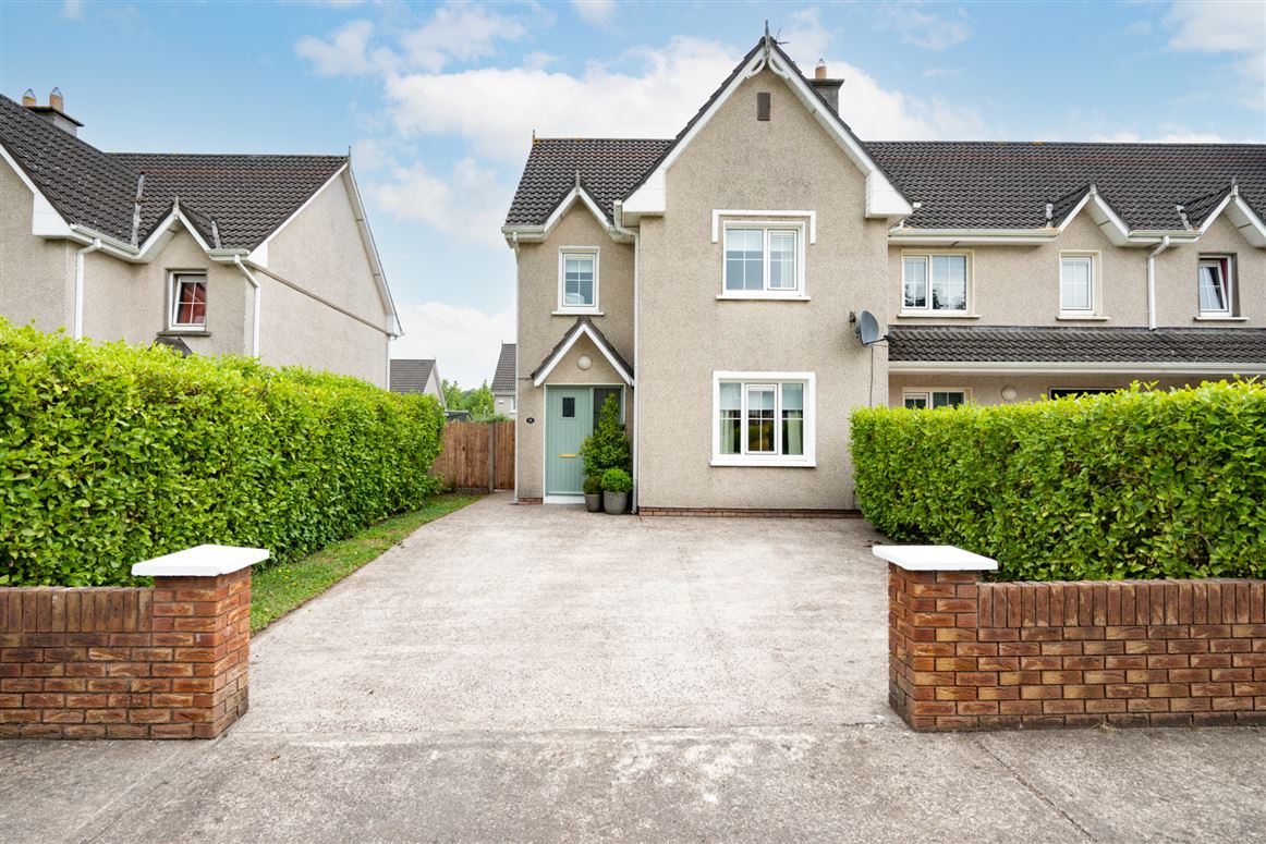 24 The Cedars, Classes Lake, Ovens, Co. Cork Sherry FitzGerald Cork