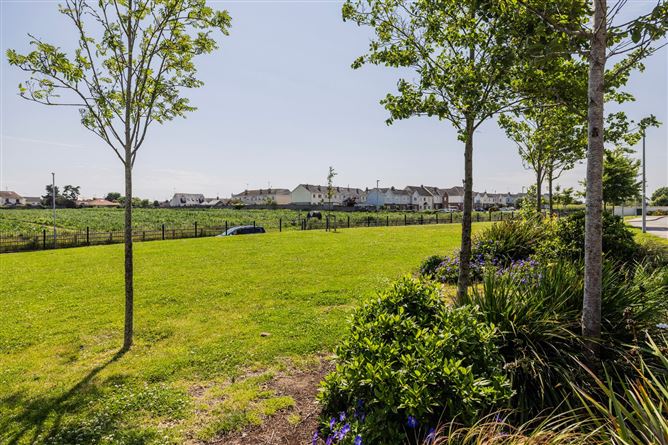 23 Knightsgate Crescent, Rush, Co. Dublin