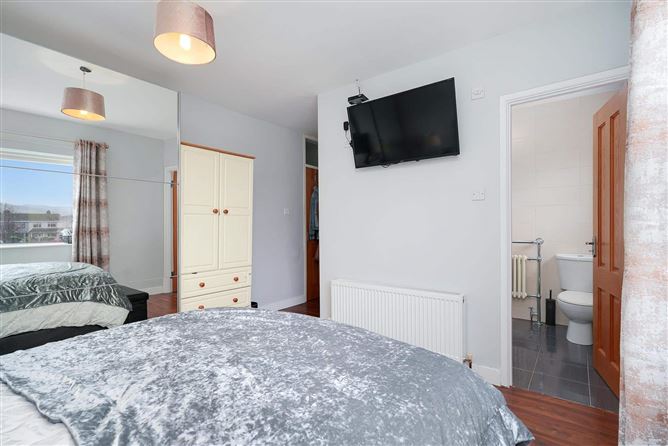 2 Raheen Drive, Tallaght, Dublin 24