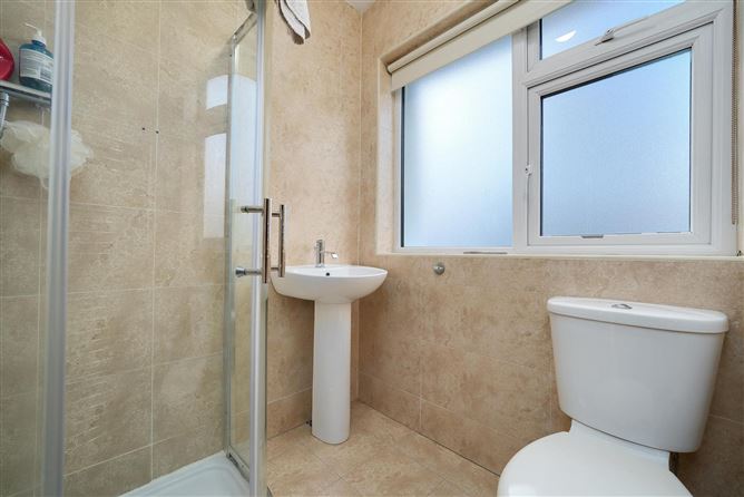 2 Raheen Drive, Tallaght, Dublin 24