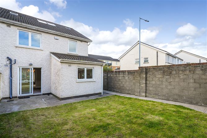 7 Saint Mochtas Drive, Clonsilla, Dublin 15