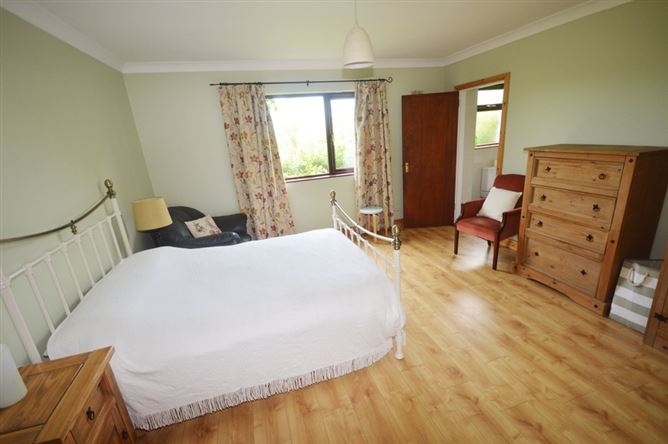 'Riverview House', Glenfin Road, Ballybofey, Co. Donegal