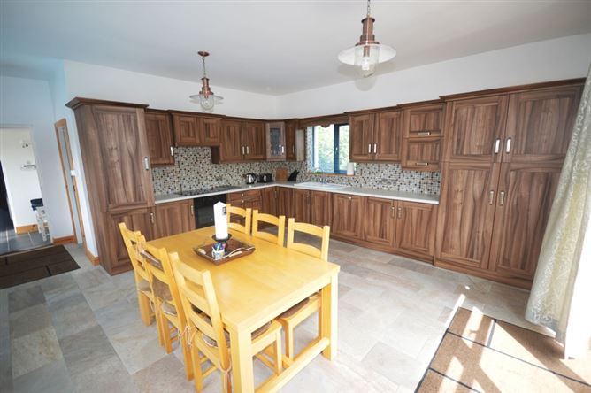 'Riverview House', Glenfin Road, Ballybofey, Co. Donegal