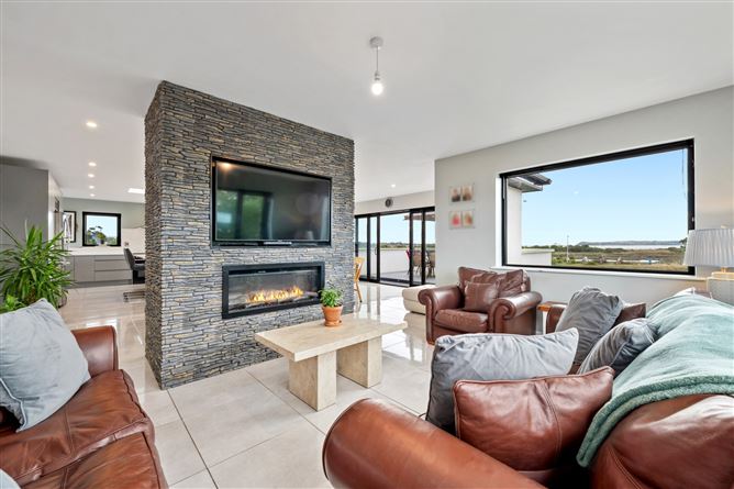 White Strand House, Sallybrook, Clonea Road, Abbeyside, Dungarvan, Co. Waterford