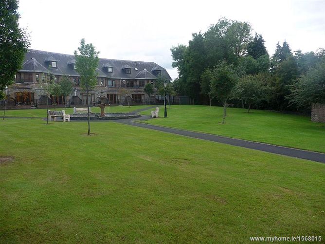 Photo 8 of 10 — 1 Woods End, Old River Road, Castleknock, Dublin 15