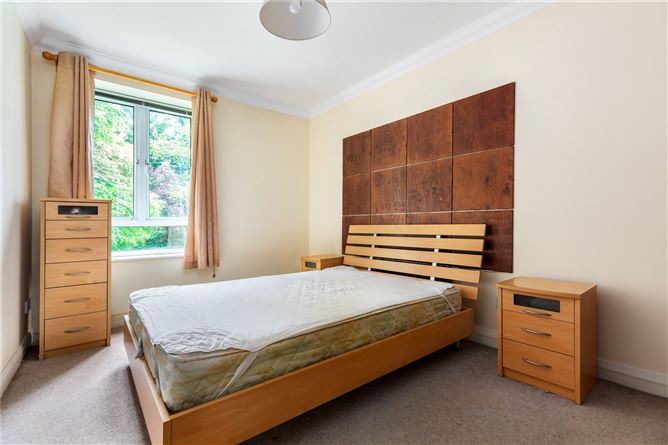 6 The Alders, Dunstaffnage Hall, St. Brigid's Church Rd, Stillorgan