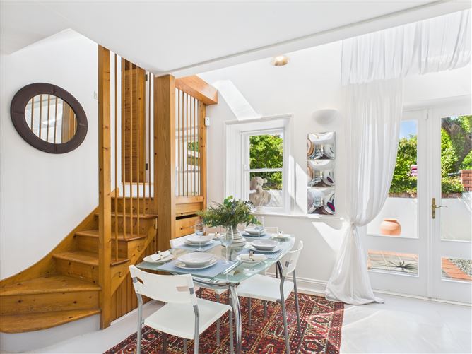 1 Talbot Place , Tramore, Waterford