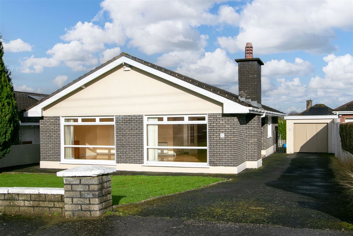 12 Joyce Avenue, Foxrock, Dublin 18