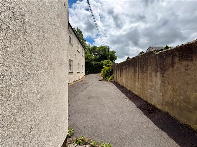 Photo 15 of 17 — 4 The Old School House, Saggart, Co. Dublin