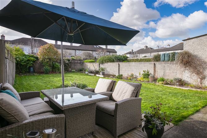 6 Springfield Drive, Templeogue, Dublin 6W