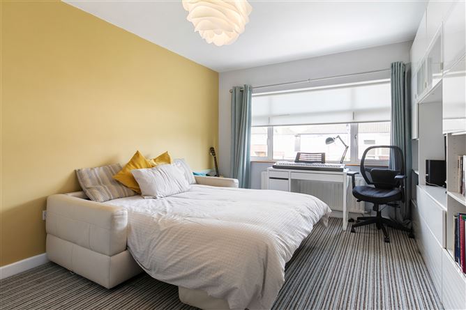 6 Springfield Drive, Templeogue, Dublin 6W