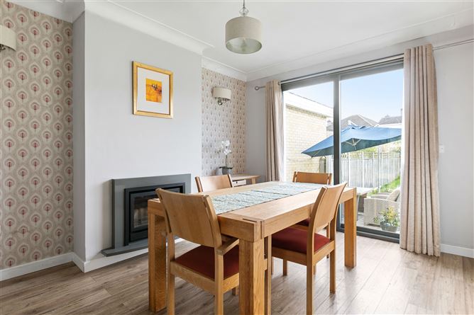 6 Springfield Drive, Templeogue, Dublin 6W