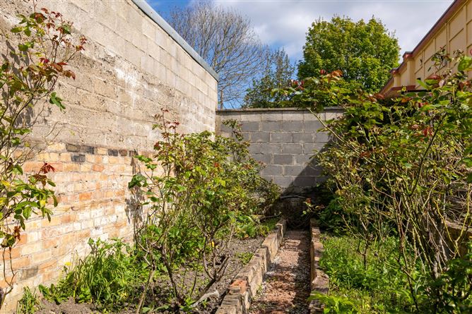 10 Riversdale Avenue , Terenure, Dublin 6