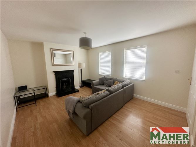 1 Lower Green, Cashel, Tipperary