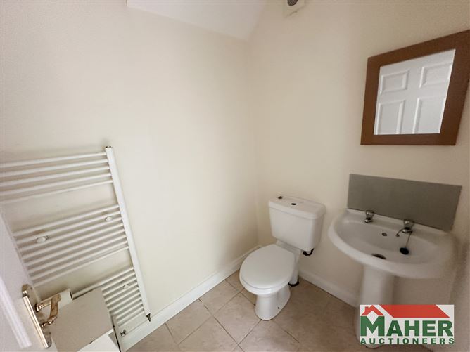 1 Lower Green, Cashel, Tipperary