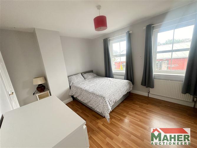1 Lower Green, Cashel, Tipperary