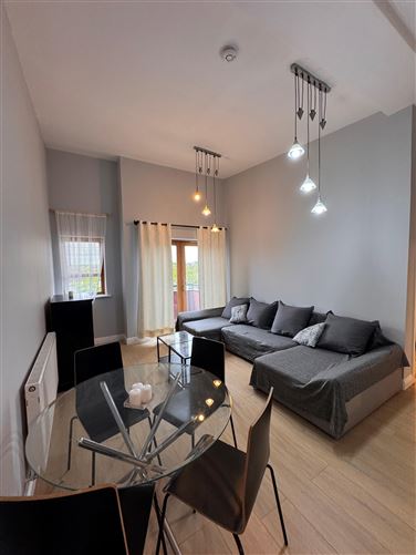 Poppintree Parade , Ballymun,   Dublin 11, D11RX84