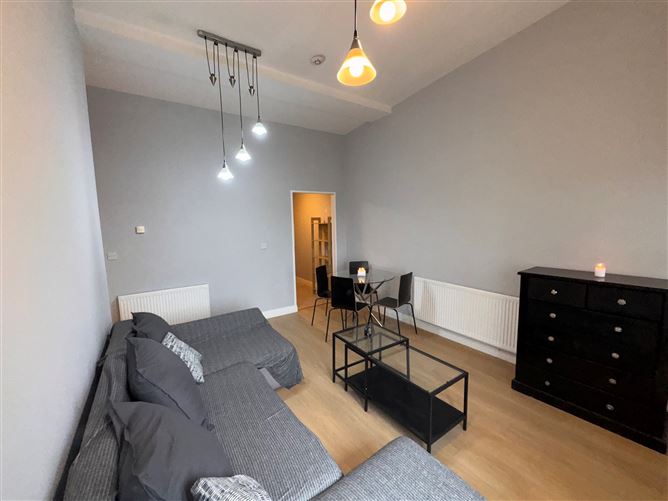 Poppintree Parade , Ballymun,   Dublin 11, D11RX84