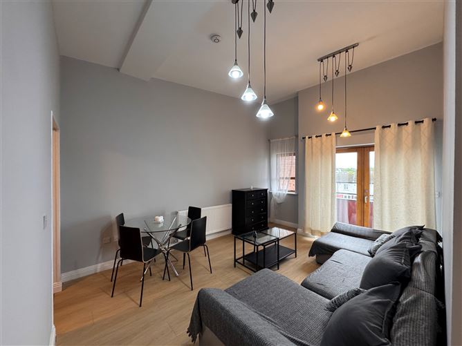 Poppintree Parade , Ballymun,   Dublin 11, D11RX84