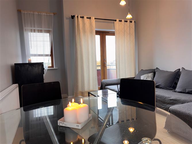 Poppintree Parade , Ballymun,   Dublin 11, D11RX84