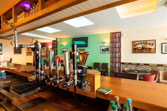 O'Brien's Bar, South Square, Rosscarbery, West Cork