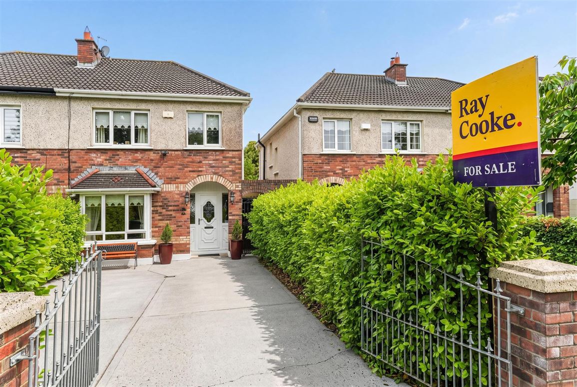 11 The Drive, Hunters Run, Clonee, Dublin 15
