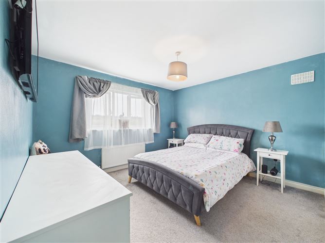 Photo 11 of 27 — 6 Killeen Gardens, Killeen, Maganey, Laois