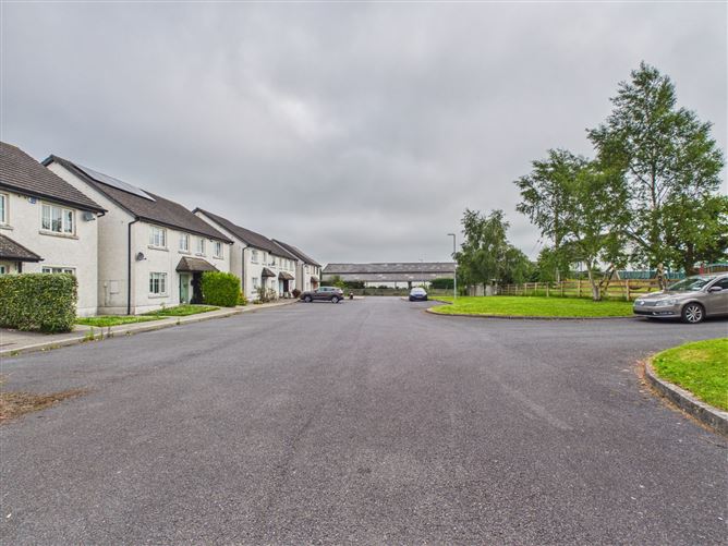 Photo 22 of 27 — 6 Killeen Gardens, Killeen, Maganey, Laois