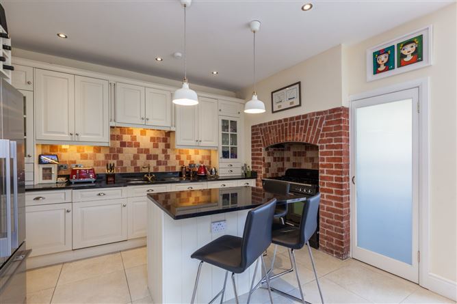 5 Annamoe Road, Cabra, Dublin 7